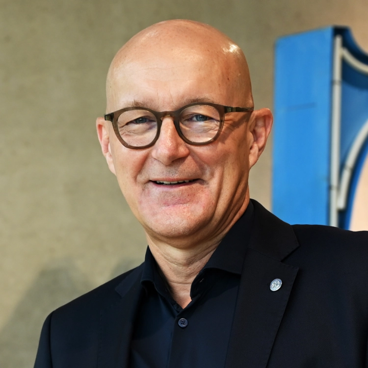 Andreas Mueller