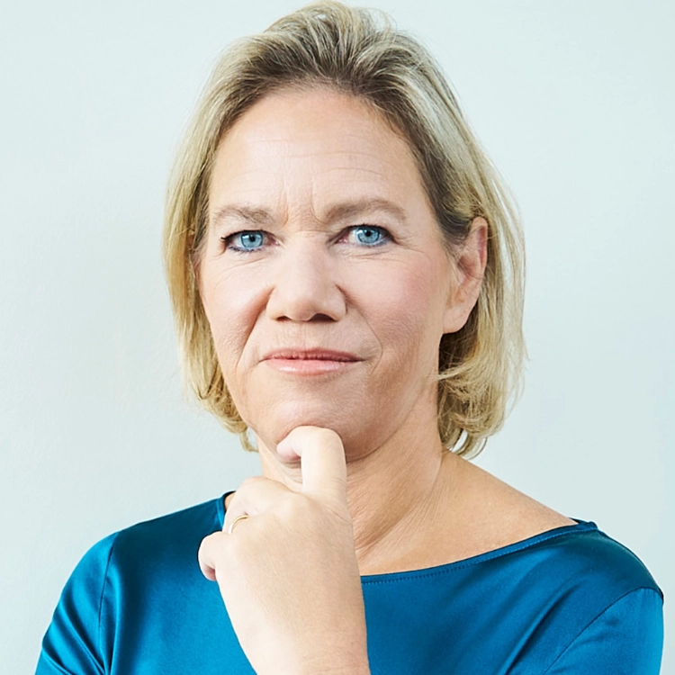 Christine Strobl