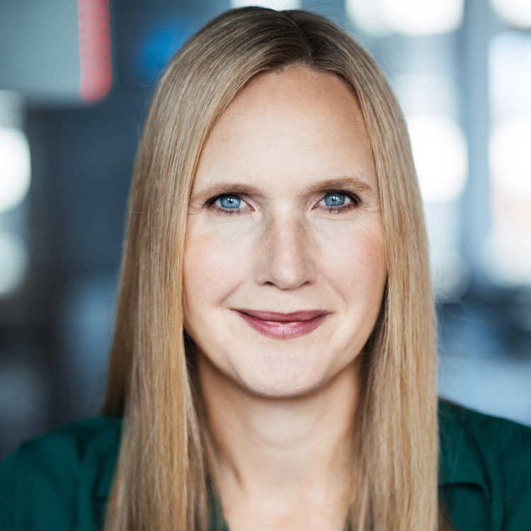 Dr. Nina Gerhardt