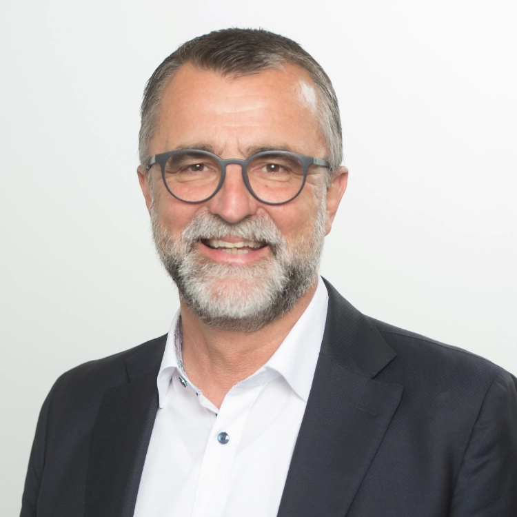Ulrich Becker